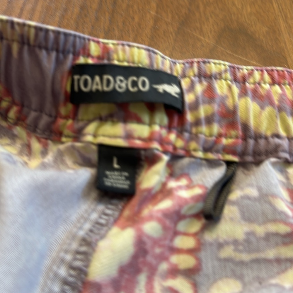 TOAD&CO - Picture 4 of 6